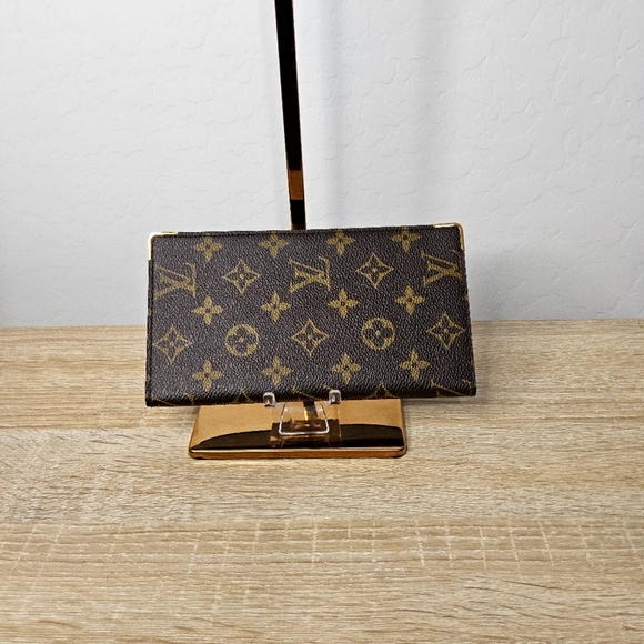 LOUIS VUITTON Monogram Long Wallet Cardholder and Checkbook Bifold - Picture 1 of 6